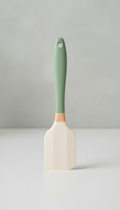 Ergonomic silicone spatula with flexible edge